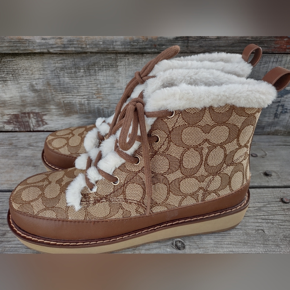 Coach Imani Signature "C" Jacquard Faux Fur Lining Lace-up Size US 8 B EU 38.5 - Picture 2 of 14